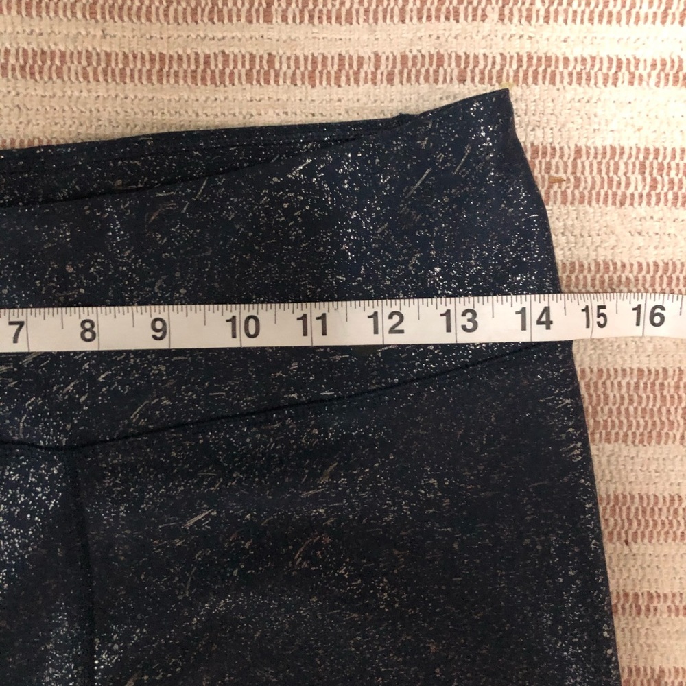 * | Nike | shimmer leggings. Size M. - Picture 5 of 7